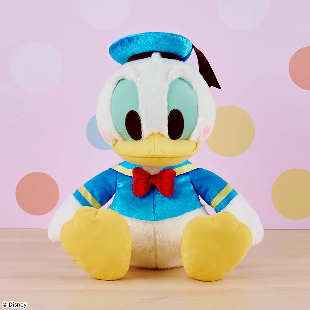 ドナルドダック　赤いほっぺ　スーパーラージぬいぐるみ　シャイニーカラーVer.