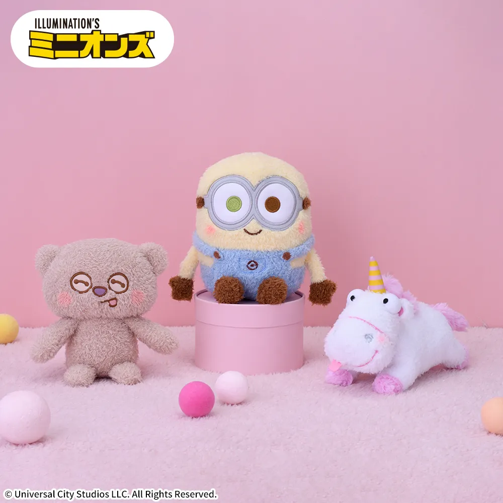 ミニオン　赤いほっぺ　ぬいぐるみ